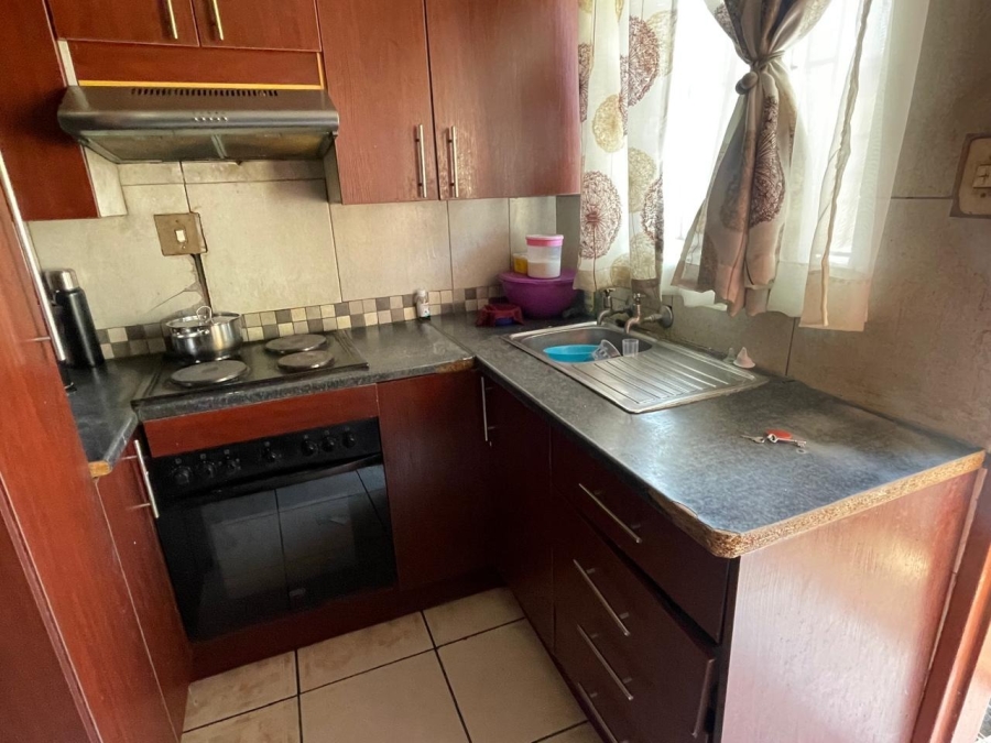 2 Bedroom Property for Sale in Rustenburg North North West